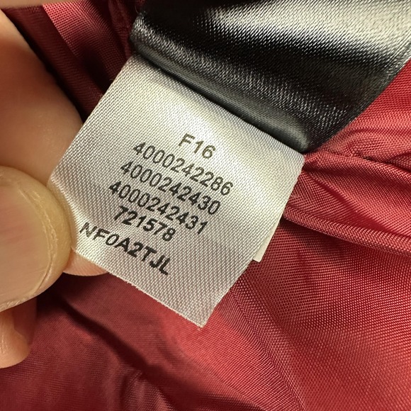 The North Face Jacket Womens Small Red Hooded Softshell Rain Coat Ski NF0A2TJL - Picture 9 of 13